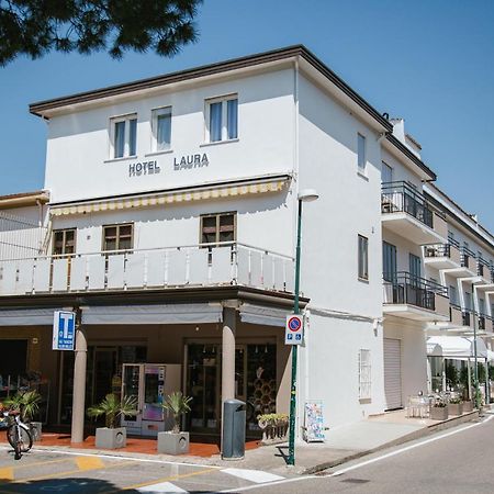 Hotel Laura Кавалино-Трепорти Екстериор снимка