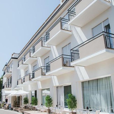 Hotel Laura Кавалино-Трепорти Екстериор снимка