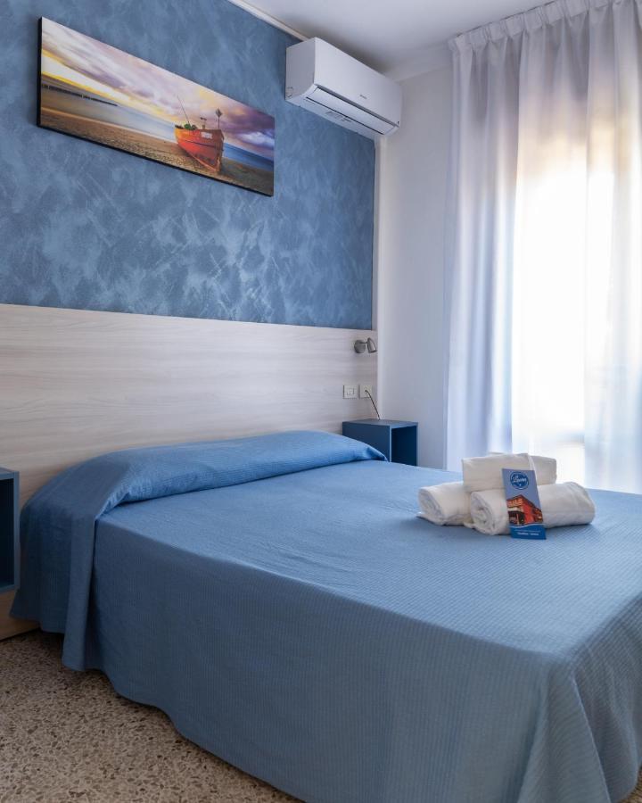 Hotel Laura Кавалино-Трепорти Екстериор снимка