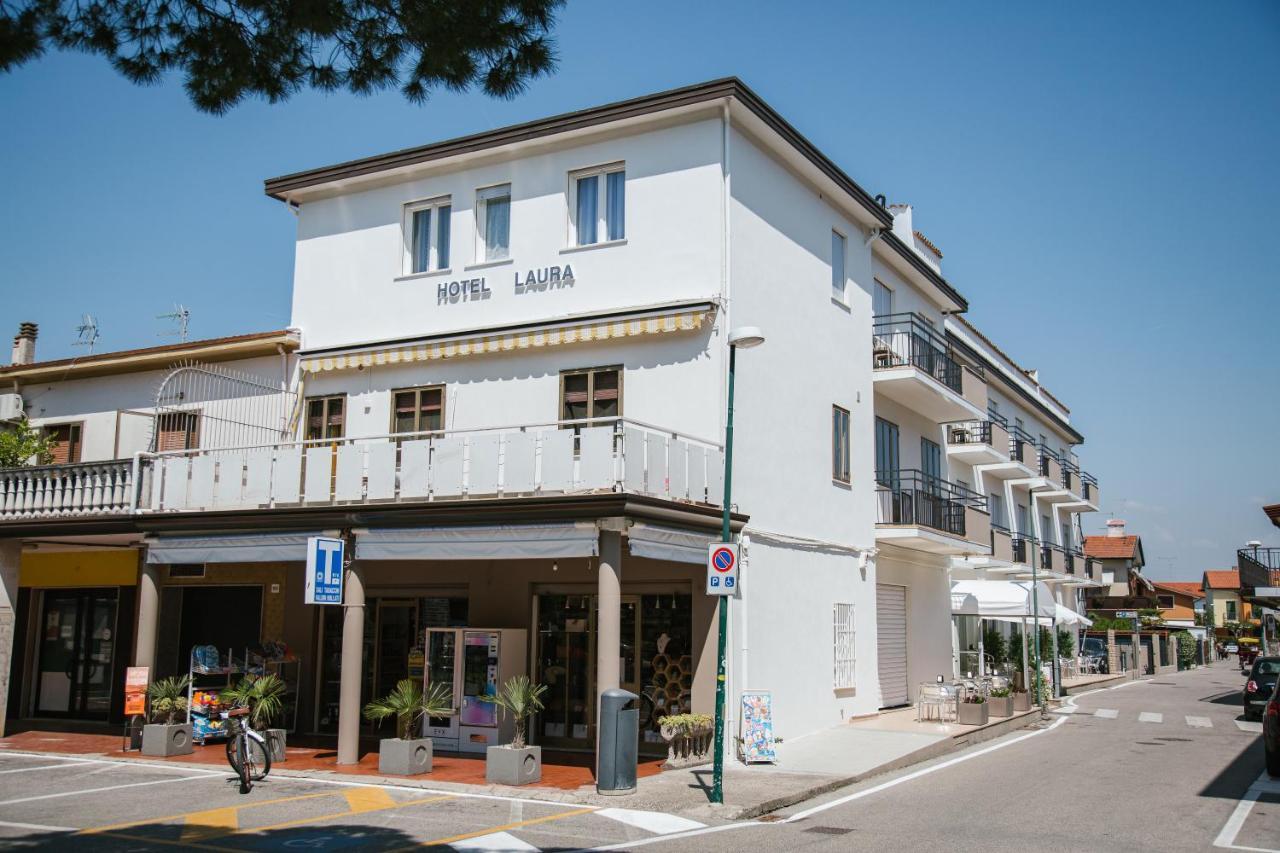 Hotel Laura Кавалино-Трепорти Екстериор снимка